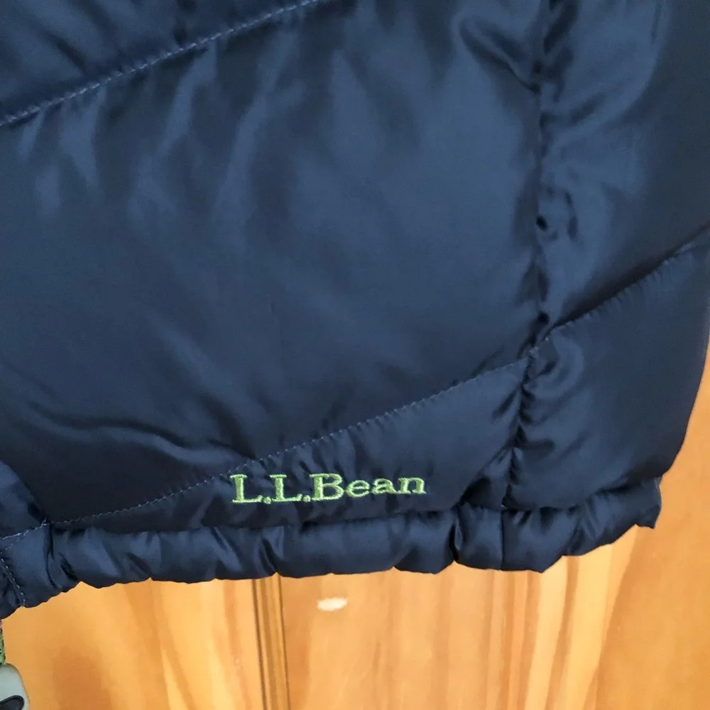 NWOT, L.L. Bean, puffer vest, reversible, gray/charcoal/ lime, pockets, size S - Picture 2 of 9